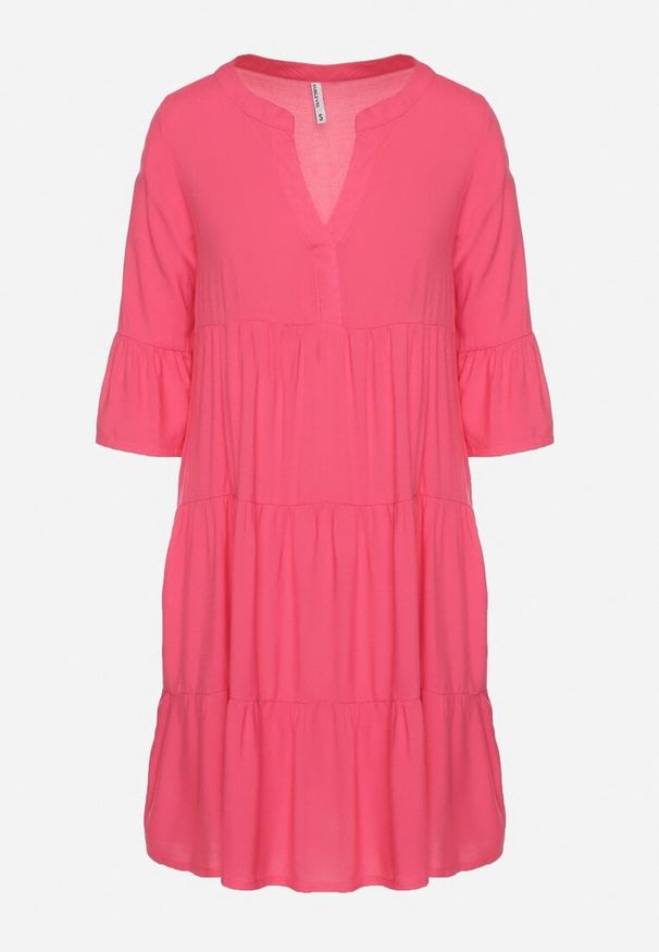 Born2be - Ciemnoróżowa Rozkloszowana Sukienka z Wiskozy z Falbanami Izleia. Okazja: na co dzień. Kolor: różowy. Materiał: wiskoza. Styl: elegancki, casual