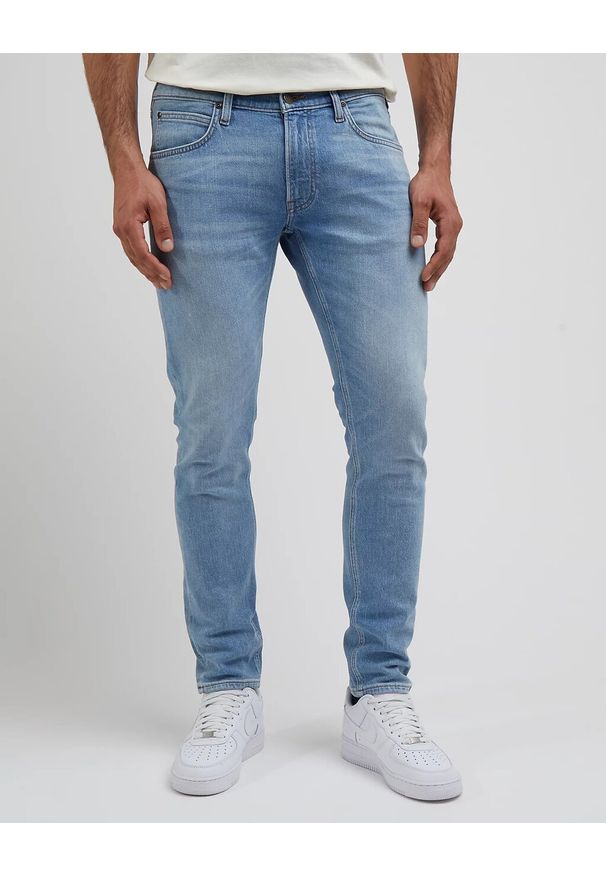 Lee - LEE LUKE MĘSKEI SPODNIE JEANSOWE BLUE DOVE L719OWA32