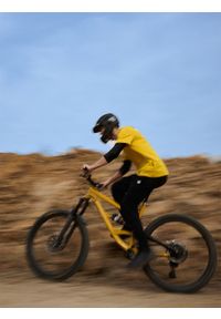 4f - 4F Spodnie dresowe męskie - czarne M. Kolor: czarny. Materiał: dresówka #1