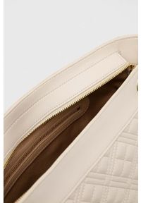 Love Moschino torebka kolor beżowy. Kolor: beżowy. Materiał: pikowane. Rodzaj torebki: na ramię #2