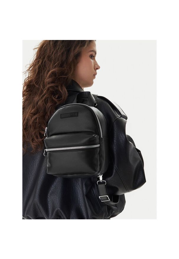 Plecak EA7 Emporio Armani. Kolor: czarny