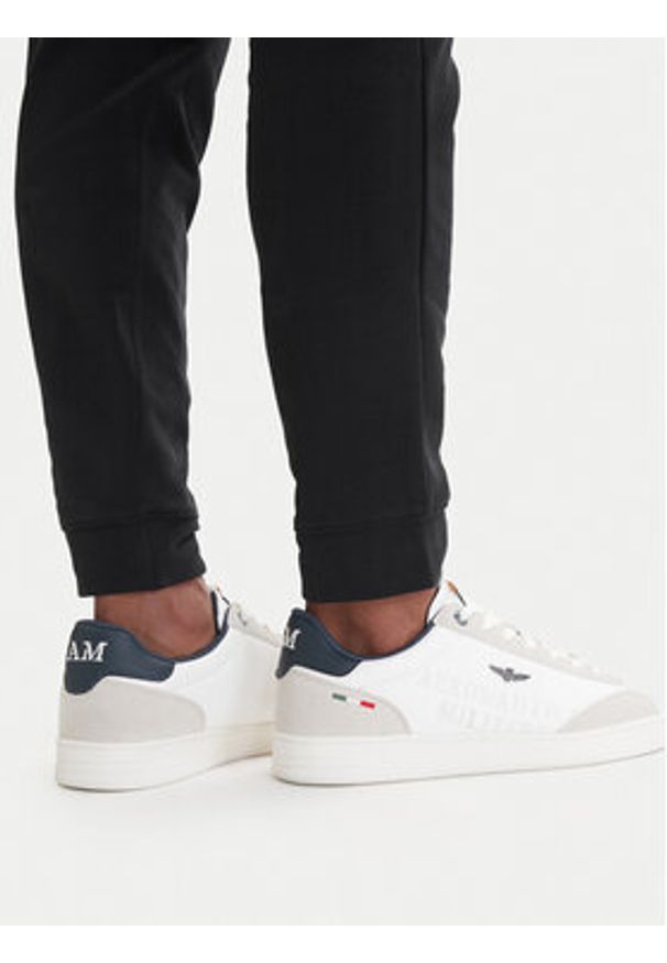 Aeronautica Militare Spodnie dresowe 261PF0872UF00459 Czarny Regular Fit. Kolor: czarny. Materiał: bawełna