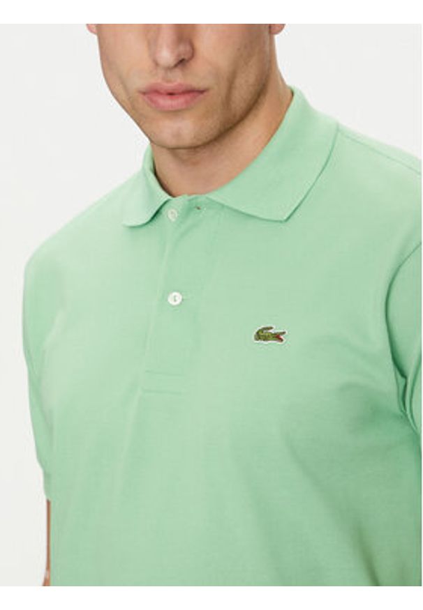 Lacoste Polo L1212 Zielony Regular Fit. Typ kołnierza: polo. Kolor: zielony. Materiał: bawełna