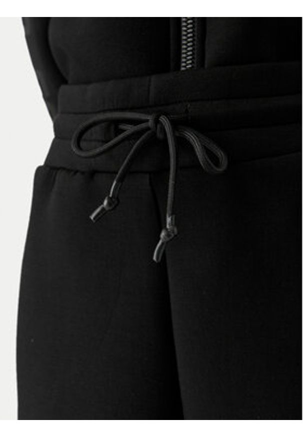 Guess Szorty sportowe Elly V2YD10 K7UW2 Czarny Relaxed Fit. Kolor: czarny. Materiał: wiskoza