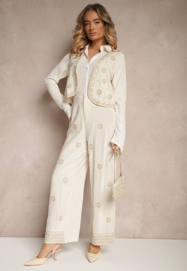 Renee - Beżowa Kamizelka z Wiskozą i Lnem w Print Etno Ozdobiona Haftem Fenarlin. Okazja: na co dzień. Kolor: beżowy. Materiał: wiskoza, len. Wzór: aplikacja, nadruk, haft. Sezon: wiosna. Styl: etno