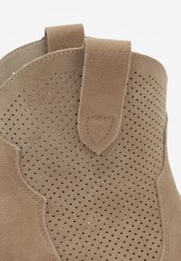 Born2be - Ciemnobeżowe Botki Kowbojki na Stożkowym Obcasie Elinyra. Okazja: na co dzień. Kolor: beżowy. Materiał: jeans. Obcas: na obcasie. Styl: casual, elegancki. Wysokość obcasa: średni #2