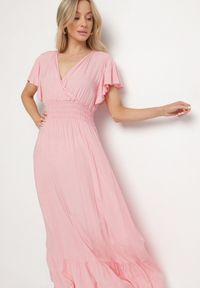 Born2be - Różowa Wiskozowa Kopertowa Sukienka o Rozkloszowanym Kroju Nellrive. Okazja: na co dzień. Typ kołnierza: dekolt w serek. Kolor: różowy. Materiał: wiskoza. Długość rękawa: krótki rękaw. Typ sukienki: kopertowe. Styl: casual, elegancki #2