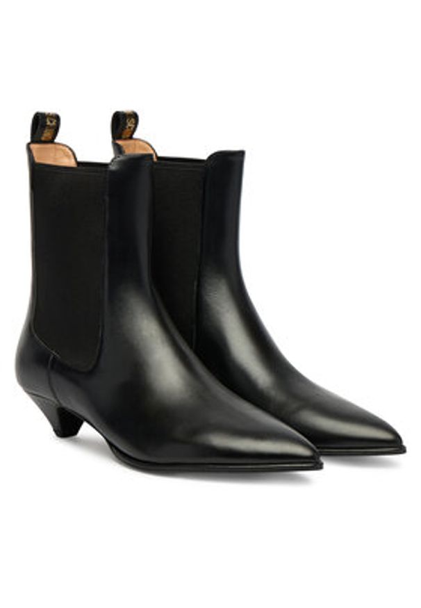 Love Moschino - LOVE MOSCHINO Botki JA21093G0NIA0000 Czarny. Kolor: czarny. Materiał: skóra