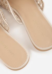Renee - Beżowe Ażurowe Klapki Mule z Plecioną Cholewką Raguela. Kolor: beżowy. Materiał: jeans. Wzór: ażurowy #5