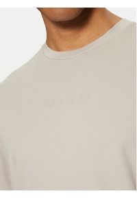 Calvin Klein T-Shirt K10K114167 Beżowy Slim Fit. Kolor: beżowy. Materiał: bawełna #5