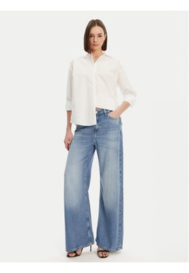 Guess Koszula W5GH42 WGWS0 Biały Comfort Fit. Kolor: biały. Materiał: bawełna