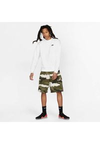 Bluza Mężczyzna Nike Sportswear Club biały. Typ kołnierza: kaptur. Kolor: biały. Sport: fitness