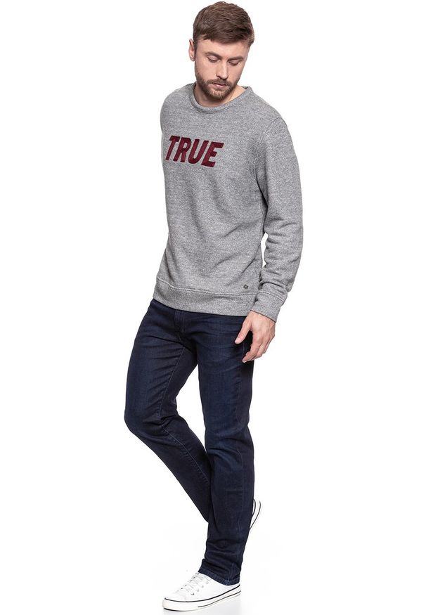Mustang - MUSTANG BLUZA TAPE SWEATSHIRT MID GREY MELANGE 1006024 4140. Wzór: melanż, napisy
