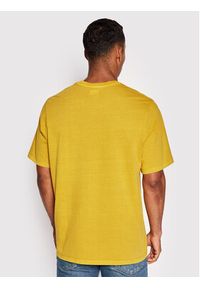 Levi's® T-Shirt Easy Pocket A3697-0001 Żółty Relaxed Fit. Kolor: żółty. Materiał: bawełna #4