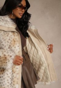 Renee - Beżowa Zasuwana Kurtka Futerko z Szerokim Kołnierzem Mevisena. Kolor: beżowy. Materiał: futro #2