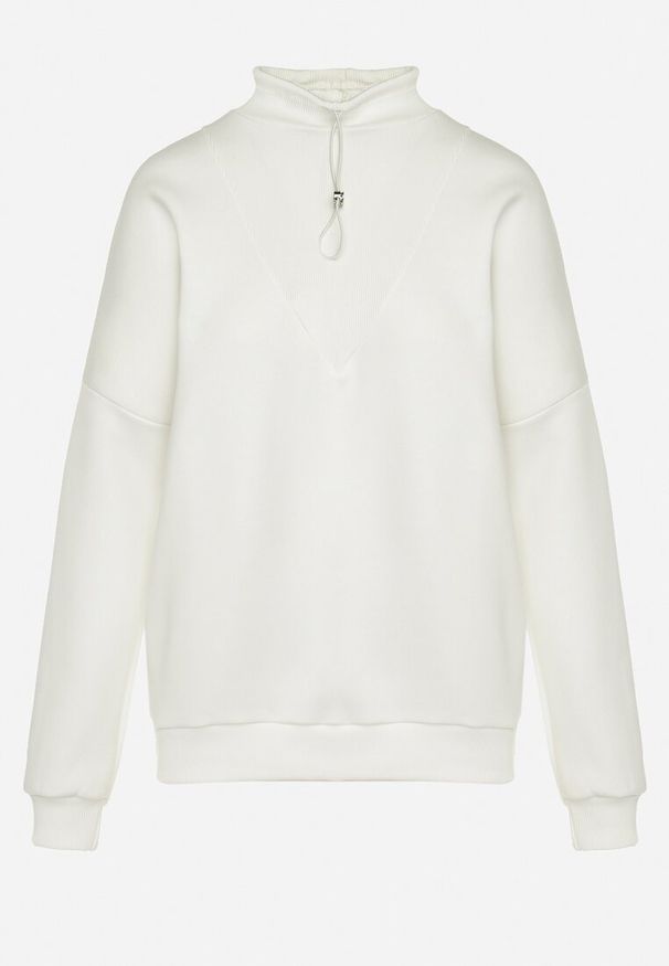 Born2be - Biała Bawełniana Bluza z Półgolfem i Ściągaczem Themista. Kolor: biały. Materiał: bawełna. Długość rękawa: długi rękaw. Długość: długie