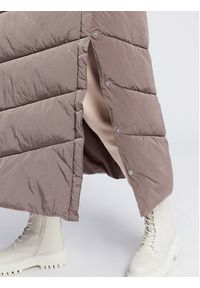 Calvin Klein Kurtka zimowa Modern K20K205127 Brązowy Regular Fit. Kolor: brązowy. Materiał: syntetyk. Sezon: zima #6