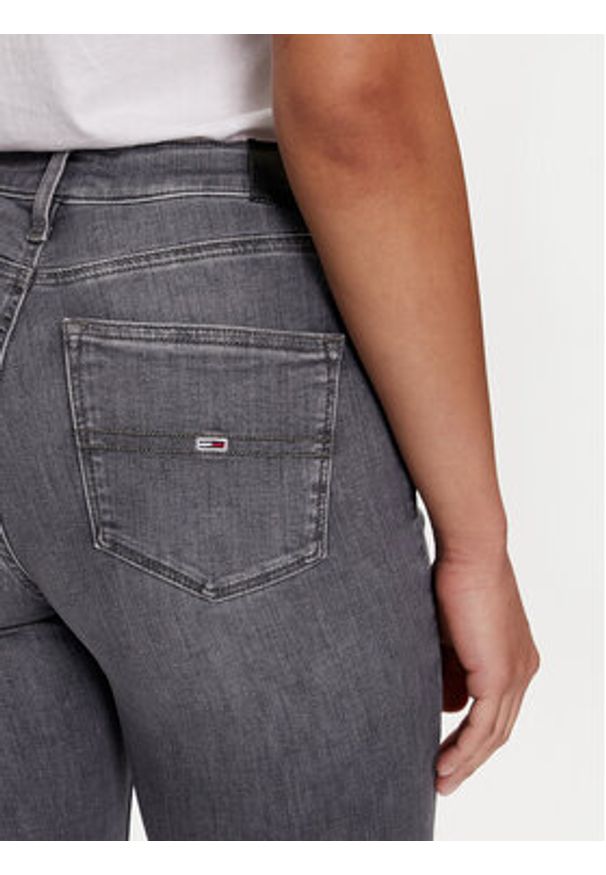 Tommy Jeans Jeansy Nora DW0DW19253 Szary Skinny Fit. Kolor: szary
