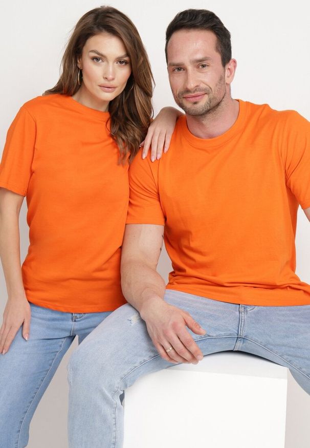 Born2be - Pomarańczowa Koszulka Avonmora. Kolor: pomarańczowy. Materiał: bawełna, jeans, dzianina. Długość rękawa: krótki rękaw. Długość: krótkie. Wzór: gładki