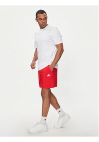Adidas - adidas Szorty sportowe Essentials Chelsea Small Logo IC9394 Czerwony Regular Fit. Kolor: czerwony. Materiał: syntetyk. Styl: sportowy #6