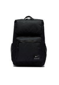 Nike Plecak CK2668 010 Czarny. Kolor: czarny. Materiał: materiał