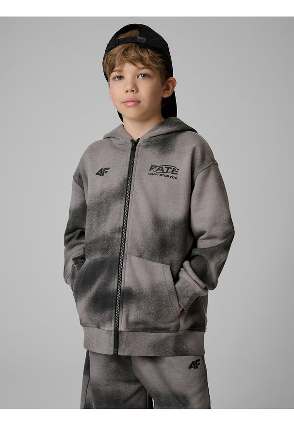 4f - 4F Bluza dresowa loose z kapturem chłopięca - czarna 146/152 (10-12 lat). Okazja: na co dzień, na uczelnię. Typ kołnierza: kaptur. Kolor: czarny. Materiał: dresówka. Wzór: nadruk. Sezon: lato. Styl: casual