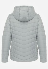 Born2be - Jasnozielona Przejściowa Kurtka Pikowana z Odpinanym Kapturem Edrelith. Okazja: na co dzień. Kolor: zielony. Materiał: jeans, nylon. Styl: casual #3