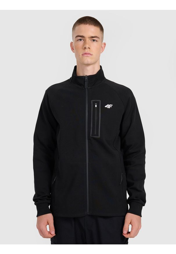4f - 4F Bluza dresowa rozpinana bez kaptura męska - czarna S. Okazja: do pracy, na spacer, na co dzień. Typ kołnierza: bez kaptura. Kolor: czarny. Materiał: dresówka. Wzór: gładki. Styl: casual. Sport: turystyka piesza