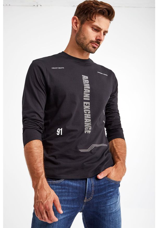 Armani Exchange - LONGSLEEVE ARMANI EXCHANGE. Materiał: bawełna, guma. Długość rękawa: długi rękaw. Długość: długie. Wzór: napisy