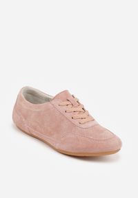 Renee - Różowe Minimalistyczne Sneakersy Zamszowe ze Skórzaną Wkładką i Perforacją Zaehlisa. Okazja: na co dzień. Kolor: różowy. Materiał: skóra, zamsz. Szerokość cholewki: normalna #8