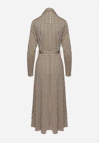 Born2be - Czarno-Beżowa Koszulowa Sukienka z Wiskozą w Paski Ozdobiona Wiązanym Paskiem Nialoraen. Okazja: na co dzień. Kolor: czarny. Materiał: wiskoza. Długość rękawa: długi rękaw. Wzór: aplikacja, paski. Typ sukienki: koszulowe. Styl: casual, klasyczny #4