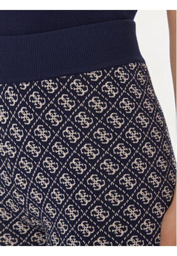 Guess Szorty materiałowe W4GZ32 Z37K0 Granatowy Slim Fit. Kolor: niebieski. Materiał: syntetyk, wiskoza