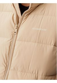 Guess Jeans Bezrękawnik W4BN59 WGII2 Beżowy Regular Fit. Kolor: beżowy. Materiał: syntetyk. Długość rękawa: bez rękawów #6
