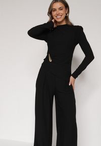 Born2be - Czarny Elegancki Komplet Szerokie Spodnie i Bluzka z Usztywnianymi Ramionami Sewesta. Kolor: czarny #7