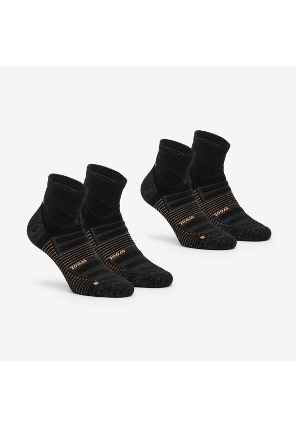 quechua - Skarpety turystyczne długie (2 pary) dla dorosłych Hike 900. Kolor: czarny, pomarańczowy, wielokolorowy. Materiał: poliester, poliamid, elastan, wełna. Wzór: ze splotem. Sport: turystyka piesza