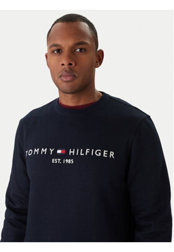 TOMMY HILFIGER - Tommy Hilfiger Bluza Logo MW0MW11596 Granatowy Regular Fit. Kolor: niebieski. Materiał: bawełna
