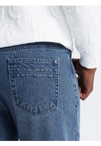 Ombre Clothing - Męskie jeansowe spodnie TAPERED FIT z dziurami – ciemnoniebieskie V3. Kolor: niebieski. Materiał: jeans. Wzór: aplikacja. Styl: retro, elegancki, vintage #4