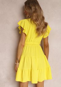 Renee - Żółta Sukienka z Paskiem Phaedrialla. Kolor: żółty. Materiał: materiał, tkanina. Długość rękawa: krótki rękaw. Długość: mini