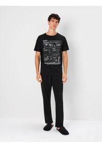 Sinsay - Bawełniana piżama dwuczęściowa z nadrukiem - szary. Kolor: szary. Materiał: bawełna. Wzór: nadruk #1