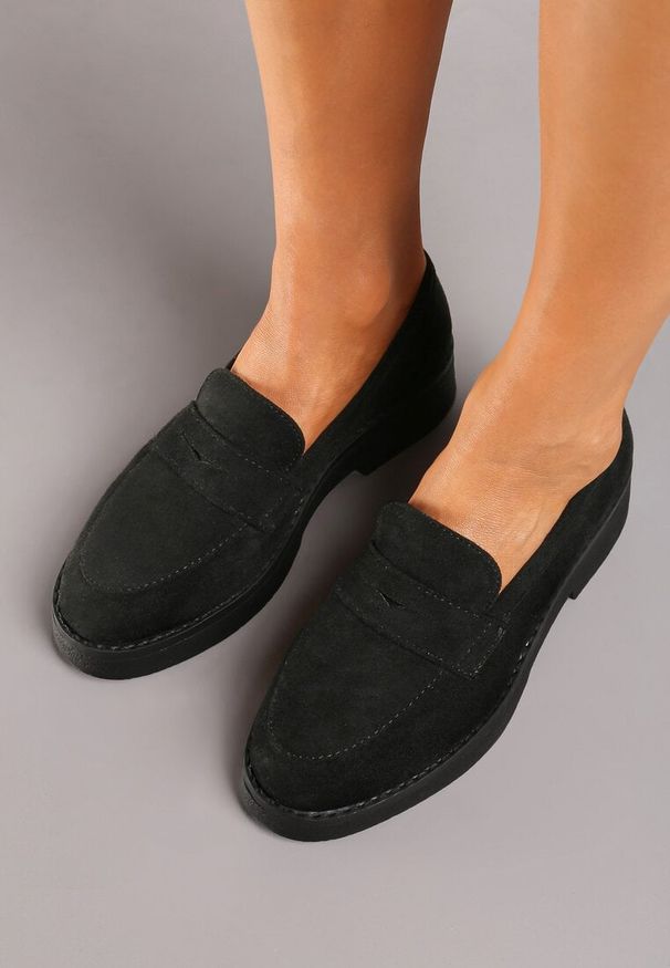 Renee - Czarne Mokasyny na Platformie z Ozdobnym Paskiem Merivara. Okazja: na co dzień, na spacer. Zapięcie: pasek. Kolor: czarny. Materiał: jeans. Sezon: wiosna, jesień. Obcas: na platformie. Styl: elegancki, casual