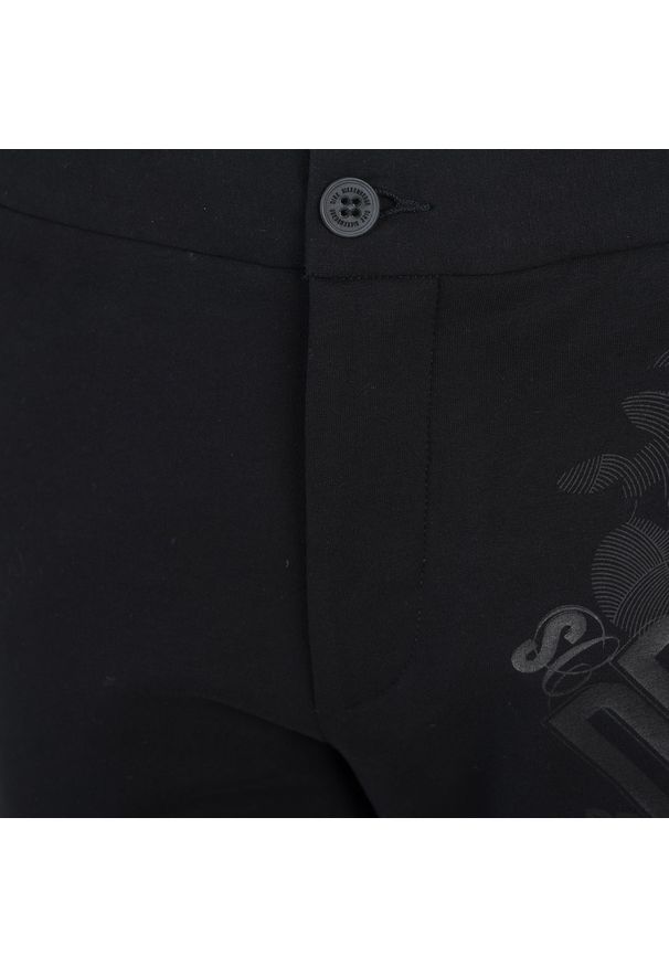 Bikkembergs Spodnie | A113SGMEB071 | Mężczyzna | Czarny. Kolor: czarny. Materiał: elastan, bawełna. Wzór: nadruk