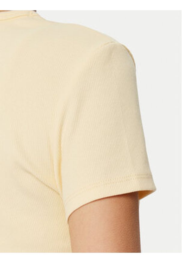Tommy Jeans T-Shirt Essential DW0DW17383 Beżowy Slim Fit. Kolor: beżowy. Materiał: bawełna