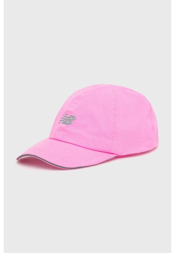 New Balance czapka LAH13002VPK kolor różowy z nadrukiem. Kolor: różowy. Materiał: materiał. Wzór: nadruk