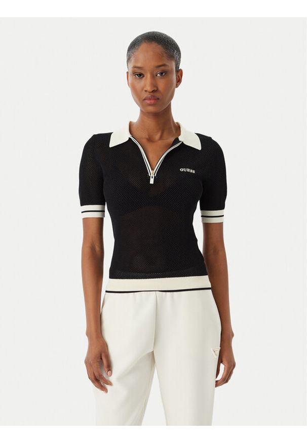 Guess Polo V6GR04 Z0725 Czarny Regular Fit. Typ kołnierza: polo. Kolor: czarny. Materiał: wiskoza, syntetyk