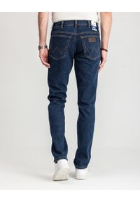 Wrangler - WRANGLER TEXAS SLIM MĘSKIE SPODNIE JEANSOWE CROSS GAME W12S8311U 112126497. Stan: podwyższony #6