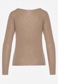 Renee - Beżowa Bluzka Longsleeve z Wiskozy i Kaszmiru Unelle. Kolor: beżowy. Materiał: wiskoza, kaszmir. Długość rękawa: długi rękaw. Styl: klasyczny #3