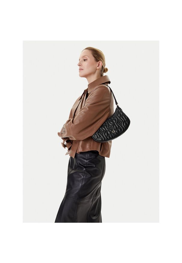 Torebka Aigner. Kolor: czarny