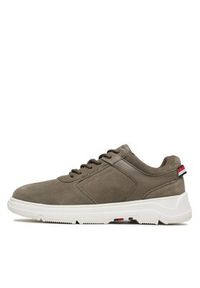 TOMMY HILFIGER - Tommy Hilfiger Sneakersy Core FM0FM04592 Brązowy. Kolor: brązowy. Materiał: materiał