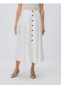 Reserved - Spódnica z wiskozą - biały. Kolor: biały. Materiał: wiskoza #1