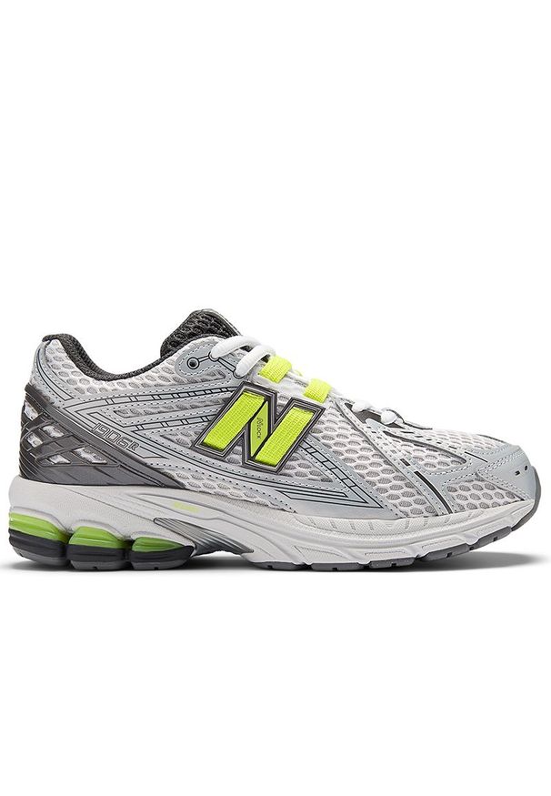 Buty młodzieżowe New Balance G19066PA - szare. Kolor: szary. Materiał: guma, syntetyk, materiał. Szerokość cholewki: normalna